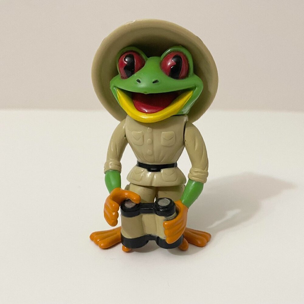 Rainforest Cafe Cha Cha Tree Frog PVC 3" Figure with Safari Outfit & Binoculars